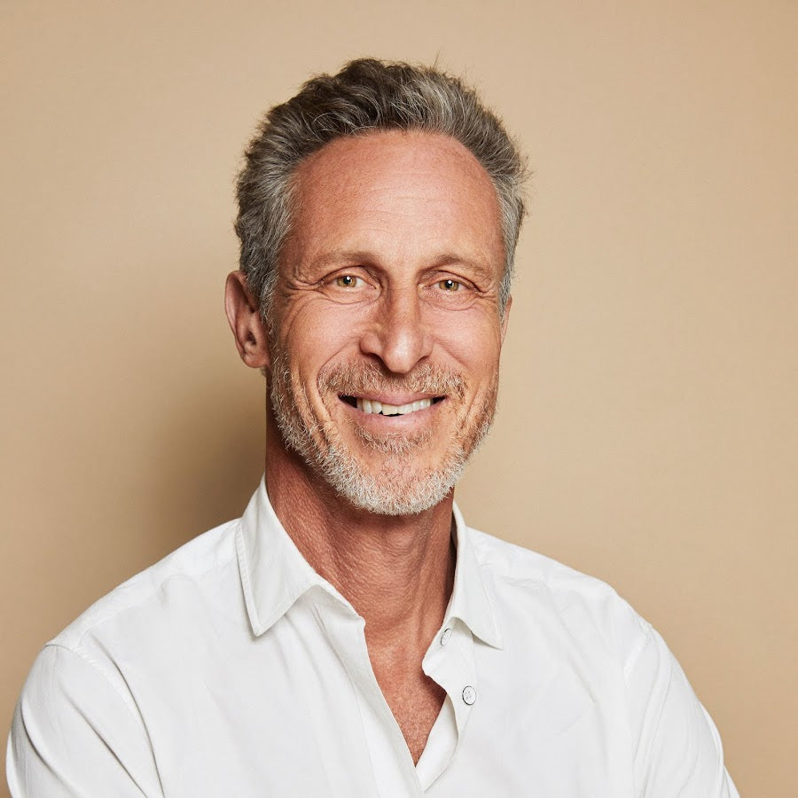 Dr. Mark Hyman partnered with House of Macadamias — promoting health and nutrition through clean, natural, and nutrient-dense macadamia products