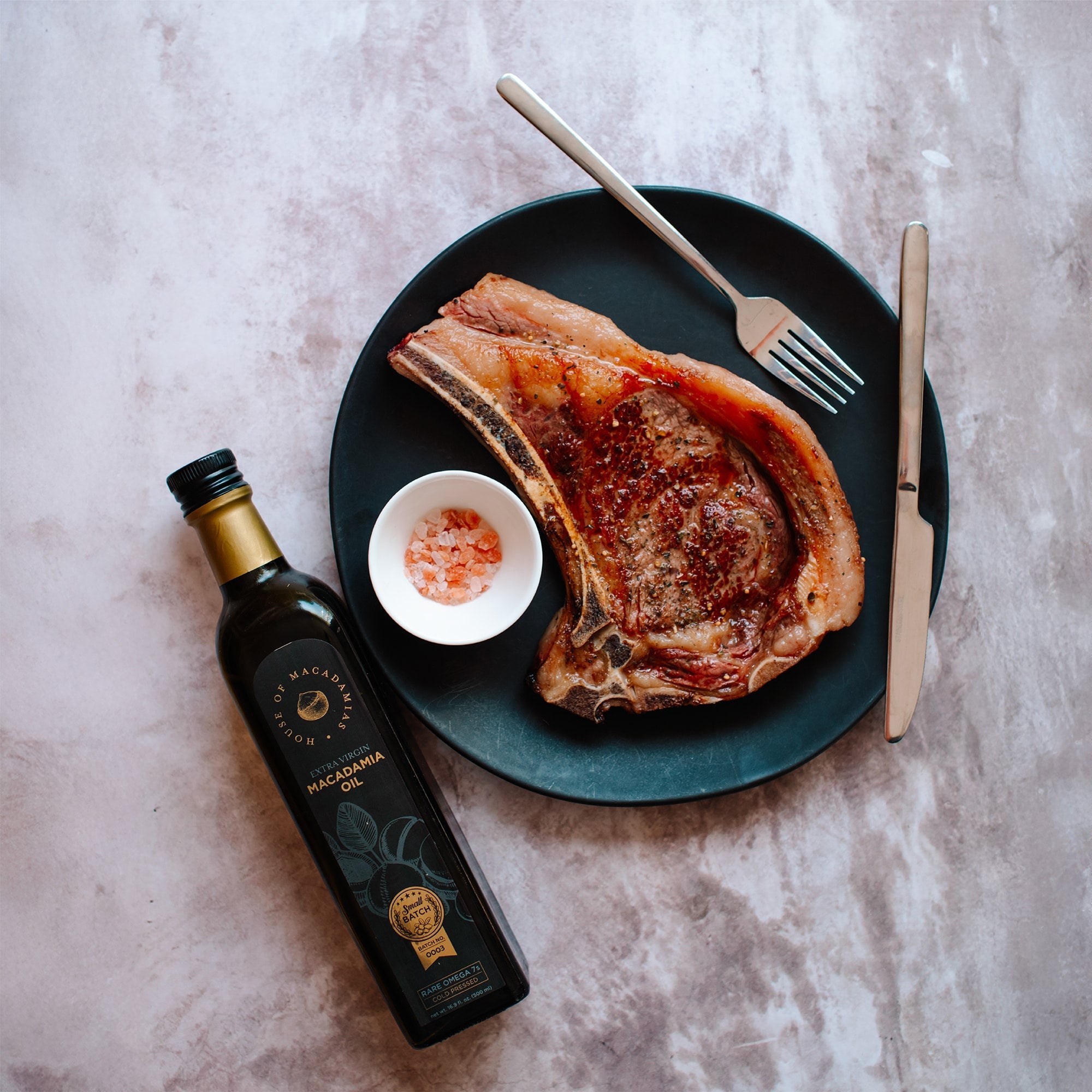 High Smoke Point Oil: Complete Guide to Macadamia Oil and Cooking Benefits