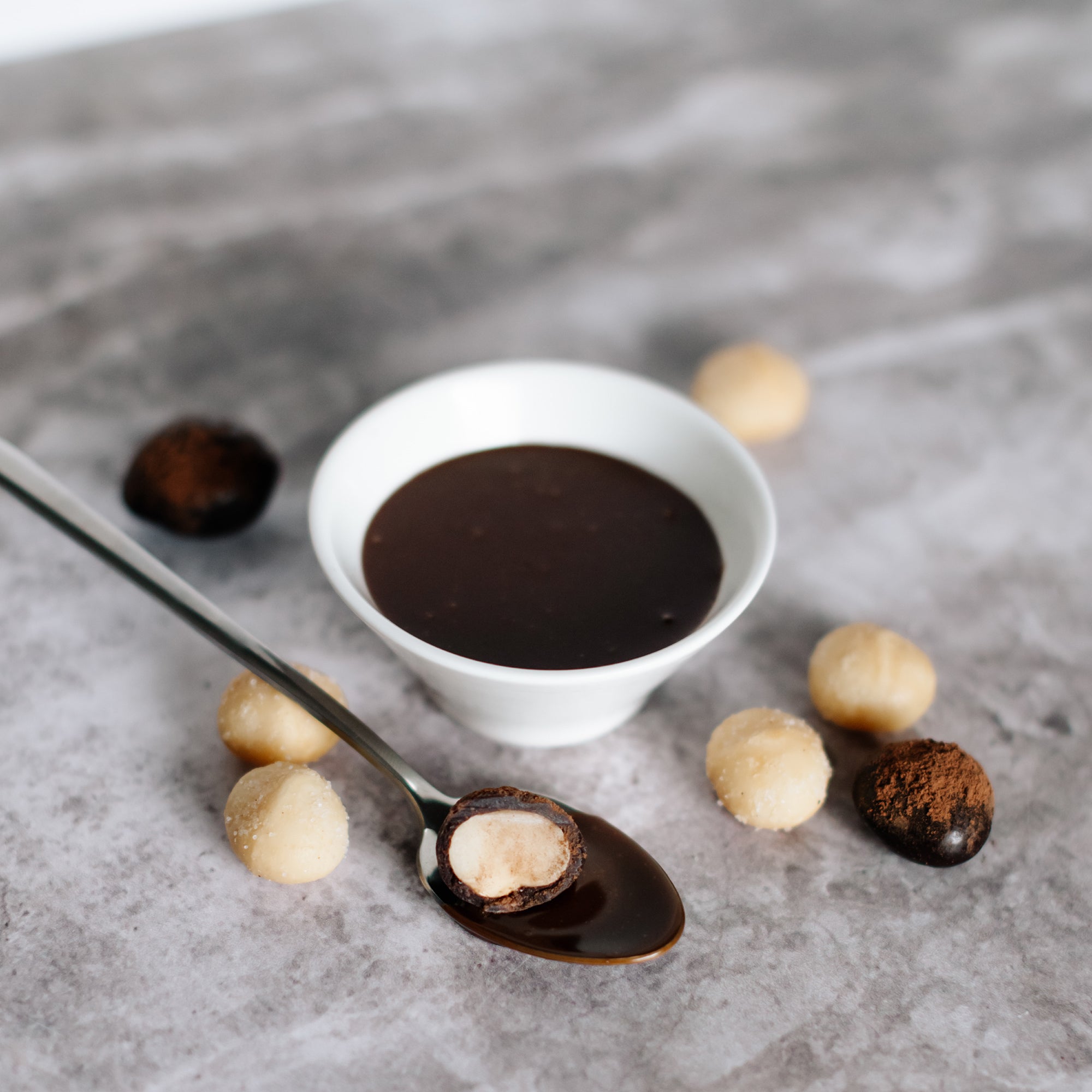 Chocolate Dipped Macadamia Nuts (12 Bags) - House of Macadamias